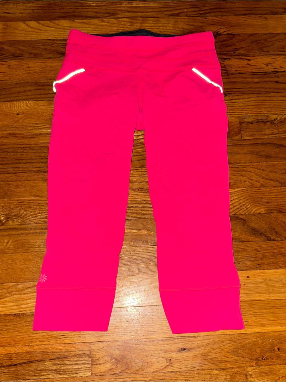 Athleta Hot Pink Capri Leggings
